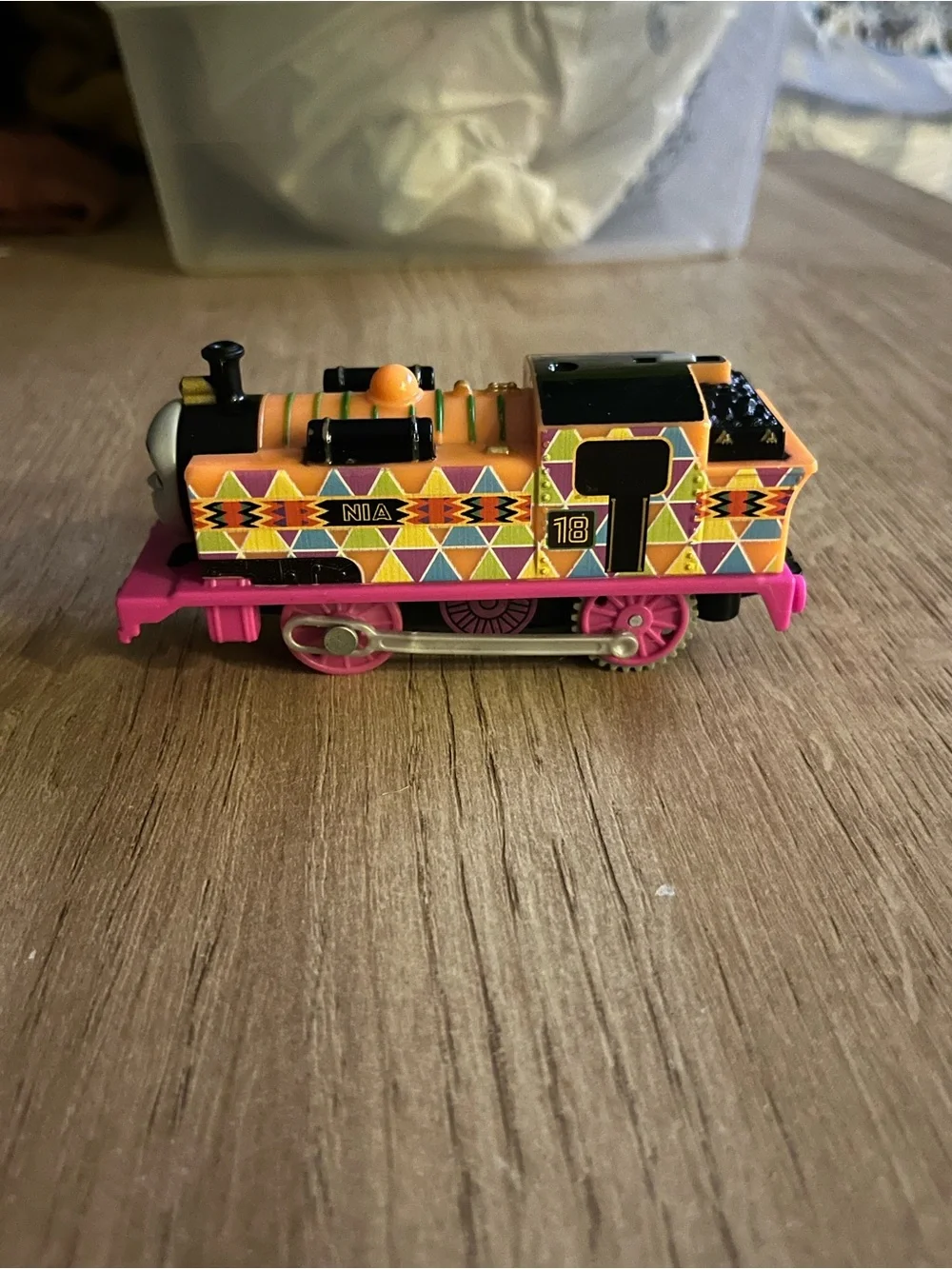 Motorized Trackmaster Thomas & Friends Train Tank Hyperglow Nia 2017 testedWorks
